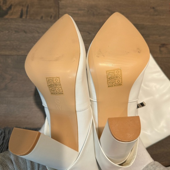 Boohoo white knee-high wide-width fold over leather boots | size 9 - Picture 7 of 7